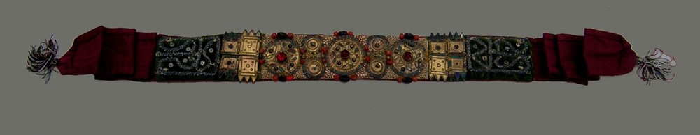 coiffe parure frontale
monastir 	
Tunisie
afrique du nord