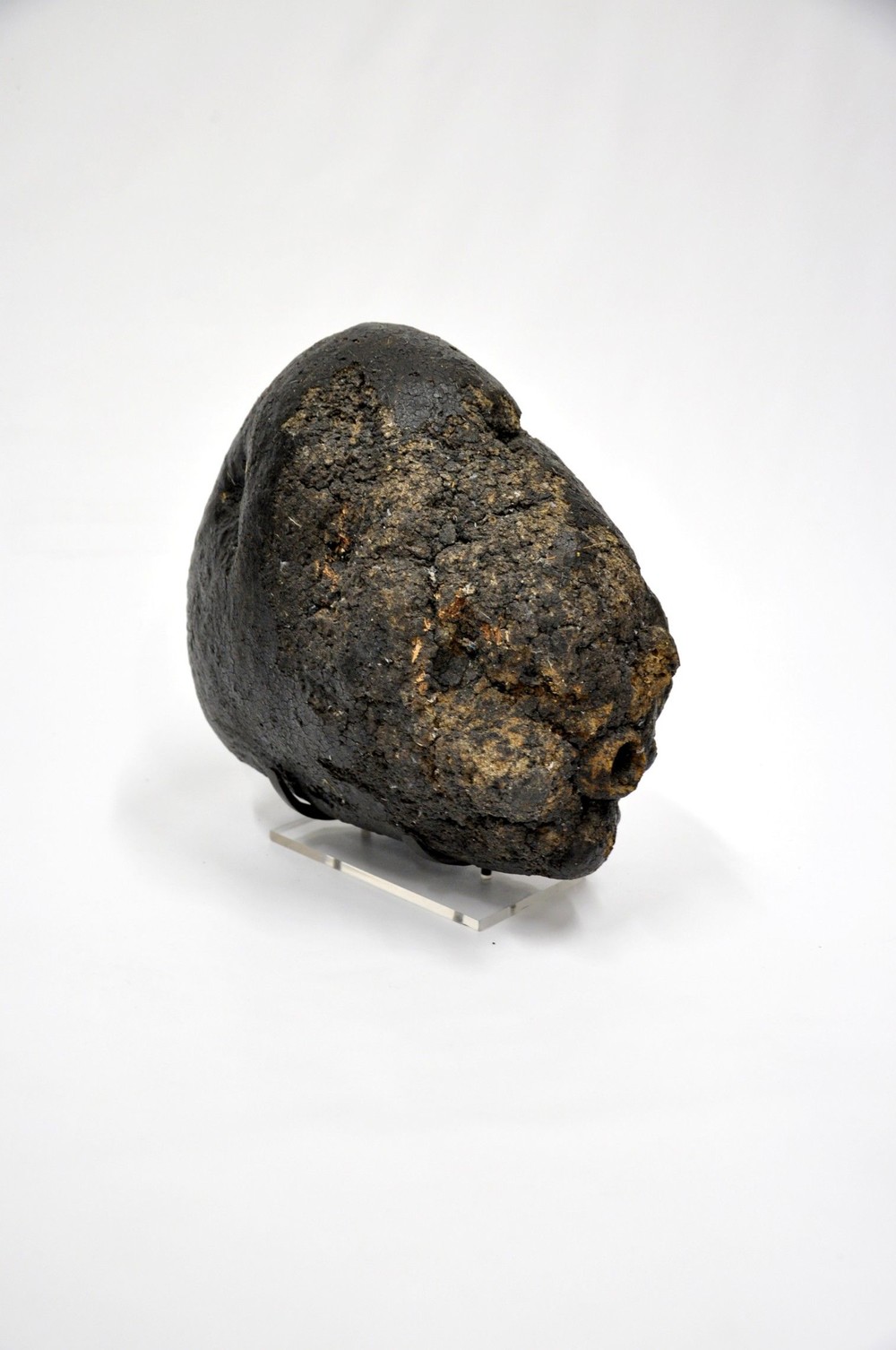 Boli furaden, Boli du culte de Nya contenant une tige creuse de ty?kala, symbole de virilité