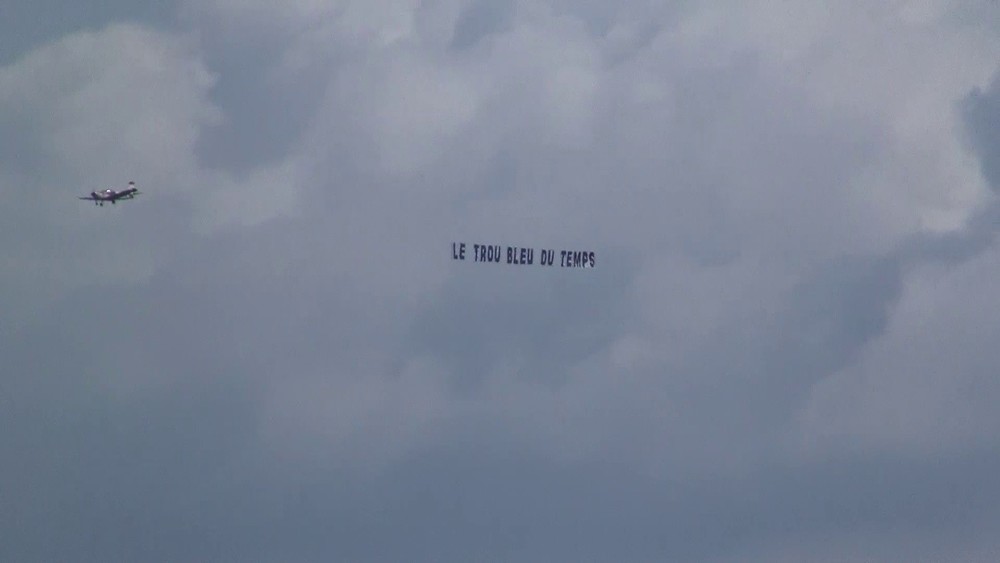 Le trou bleu du temps