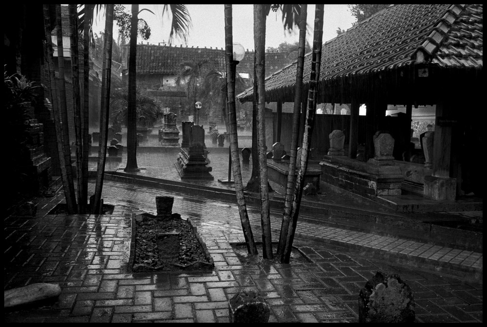 Cemetary .. (Java Indonésie)