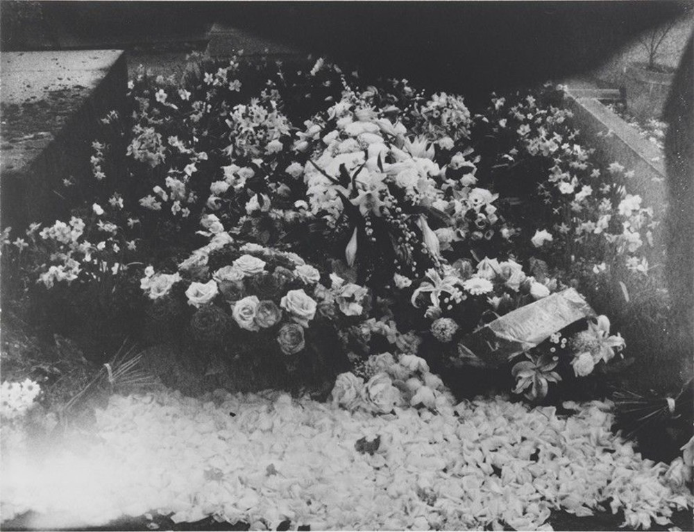 Tombe de Susan Sontag, Paris,
cimetière Montparnasse, 2005