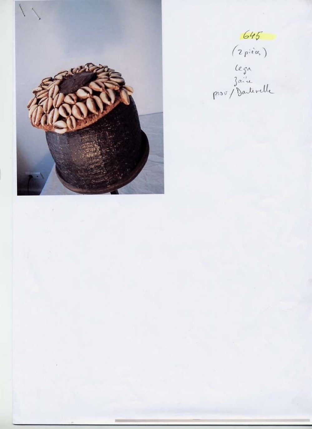 Ornements de T?tes Lega
Région du Kasa? 
république démocratique congo	
afrique centrale